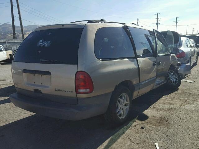 1B4GP44G2WB583609 - 1998 DODGE GRAND CARA BEIGE photo 4