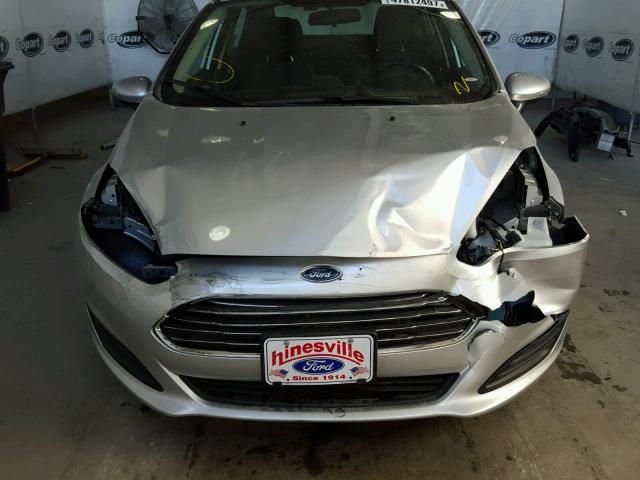 3FADP4BJ2GM188009 - 2016 FORD FIESTA SE SILVER photo 9