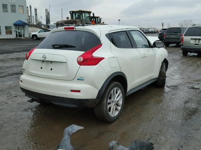 JN8AF5MR1CT110572 - 2012 NISSAN JUKE S WHITE photo 4