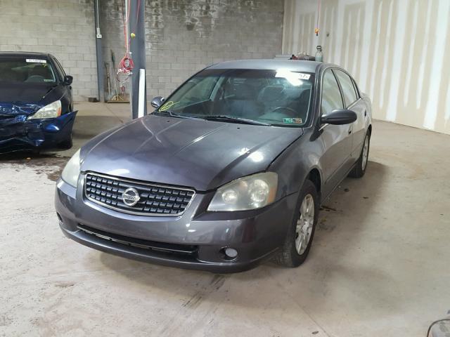 1N4AL11D05C212038 - 2005 NISSAN ALTIMA S GRAY photo 2