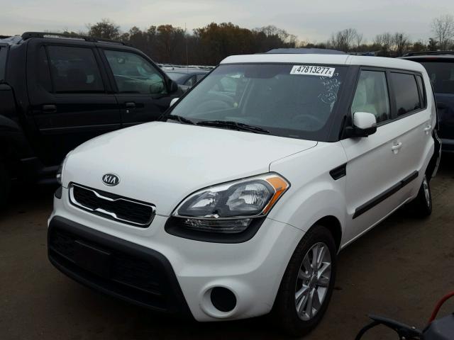 KNDJT2A65C7425851 - 2012 KIA SOUL + WHITE photo 2