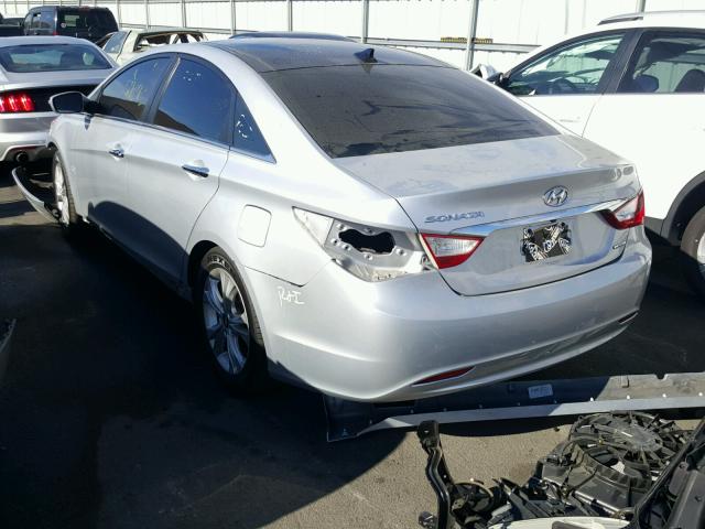 5NPEC4AC6DH530625 - 2013 HYUNDAI SONATA SE SILVER photo 3