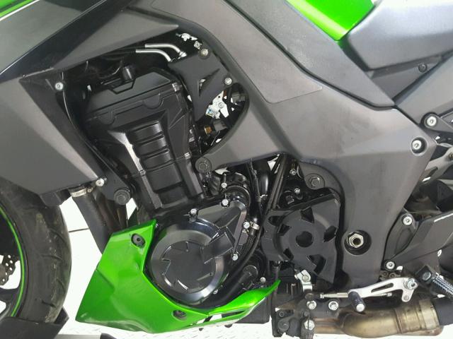 JKAZRCD19DA038600 - 2013 KAWASAKI ZR1000 D GREEN photo 11