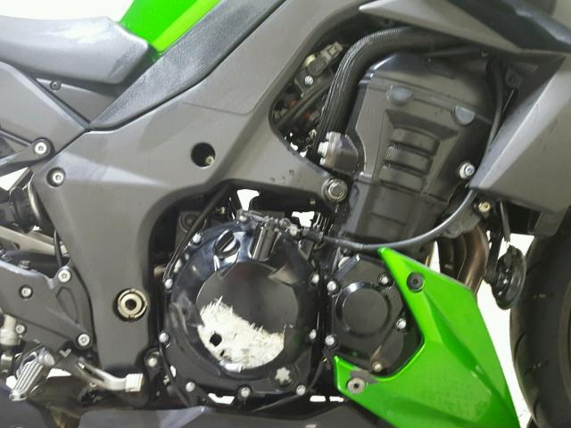 JKAZRCD19DA038600 - 2013 KAWASAKI ZR1000 D GREEN photo 12