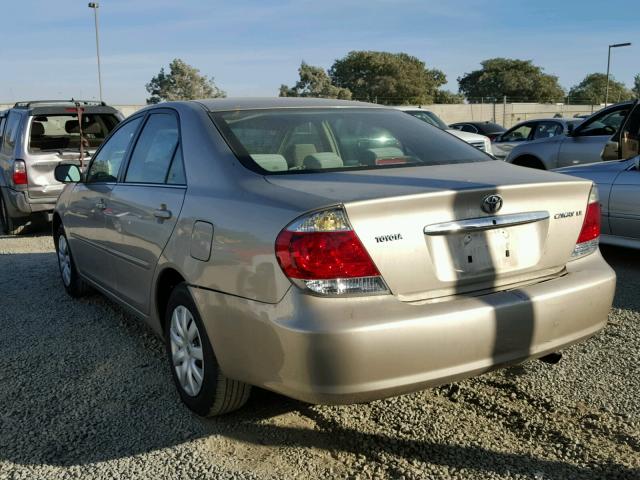 4T1BE32K35U423001 - 2005 TOYOTA CAMRY LE BEIGE photo 3