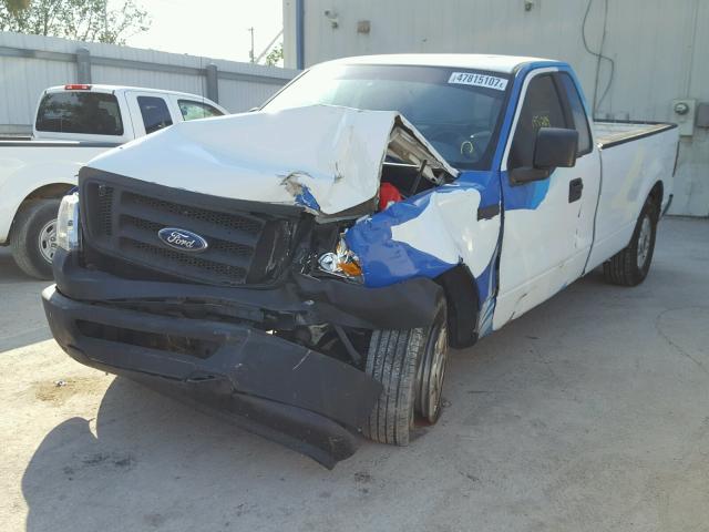 1FTRF12286NB19257 - 2006 FORD F150 BLUE photo 2