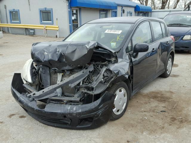 3N1BC13E88L352936 - 2008 NISSAN VERSA S BLACK photo 2