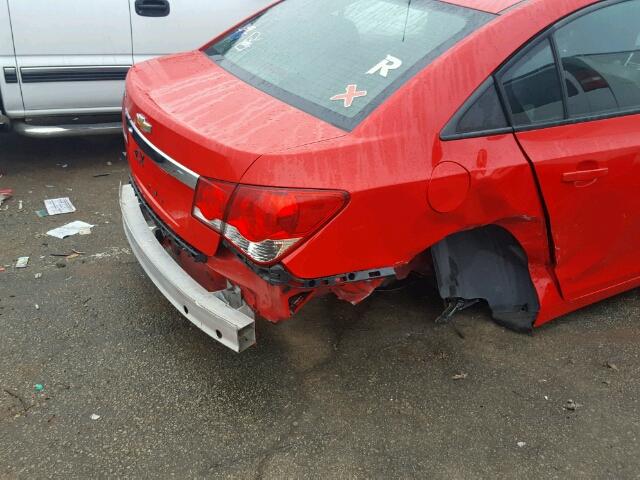 1G1PA5SH2F7145142 - 2015 CHEVROLET CRUZE LS RED photo 9