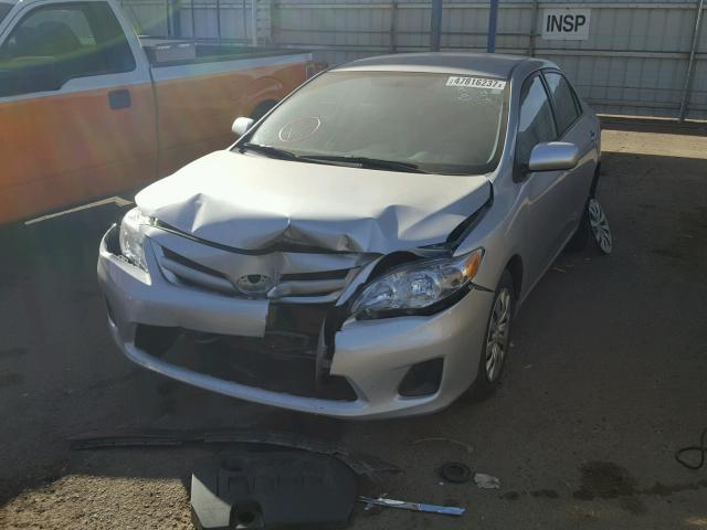 5YFBU4EE7CP040675 - 2012 TOYOTA COROLLA BA GRAY photo 2