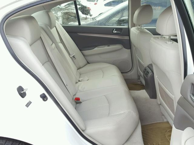 JN1CV6AP9FM502216 - 2015 INFINITI Q40 WHITE photo 6