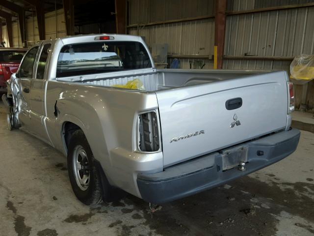 1Z7HC22K78S609837 - 2008 MITSUBISHI RAIDER LS SILVER photo 3