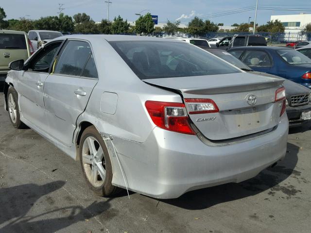 4T1BF1FK2EU421462 - 2014 TOYOTA CAMRY L SILVER photo 3