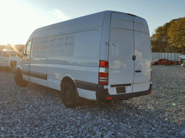 WD3PE8DD1GP326767 - 2016 MERCEDES-BENZ SPRINTER 2 WHITE photo 3