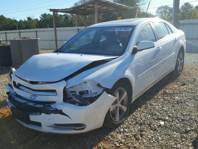 1G1ZC5E19BF184604 - 2011 CHEVROLET MALIBU 1LT WHITE photo 2