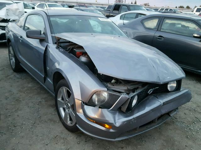 1ZVHT82H565134412 - 2006 FORD MUSTANG GT GRAY photo 1