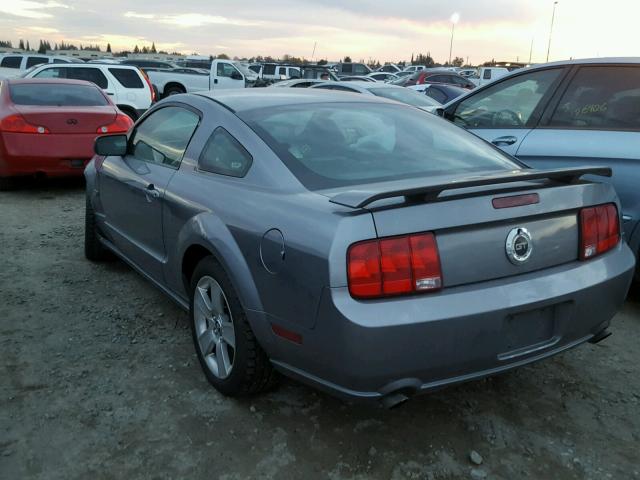 1ZVHT82H565134412 - 2006 FORD MUSTANG GT GRAY photo 3