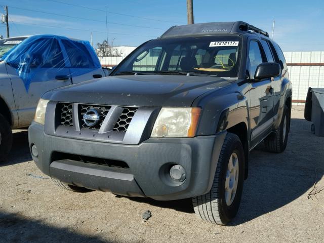 5N1AN08U25C655940 - 2005 NISSAN XTERRA OFF CHARCOAL photo 2