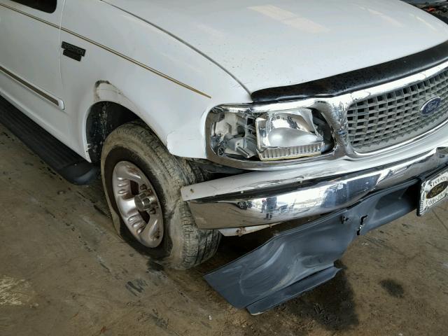 1FMRU15L8YLB44745 - 2000 FORD EXPEDITION WHITE photo 9