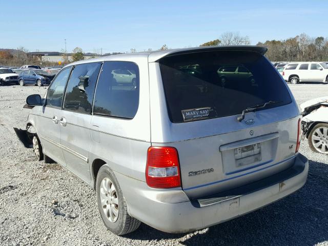 KNDUP131X46579010 - 2004 KIA SEDONA EX SILVER photo 3