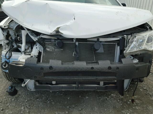 4T4BF1FK1CR249850 - 2012 TOYOTA CAMRY BASE WHITE photo 7