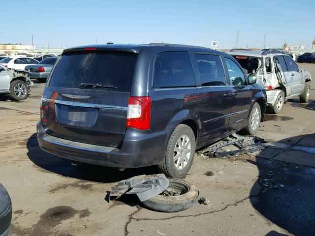 2C4RC1BG5DR690290 - 2013 CHRYSLER TOWN & COU BLUE photo 4