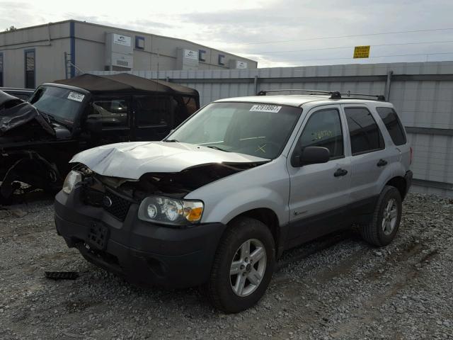 1FMYU95H46KC09065 - 2006 FORD ESCAPE HEV SILVER photo 2