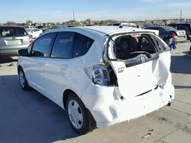 JHMGE8H36DC028501 - 2013 HONDA FIT WHITE photo 3