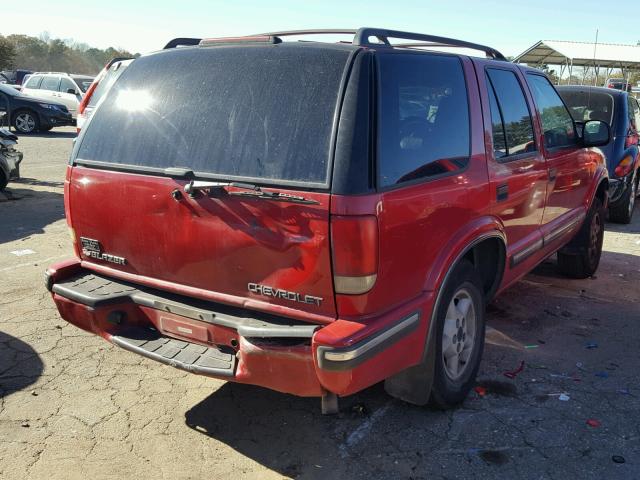 1GNDT13W5WK210015 - 1998 CHEVROLET BLAZER RED photo 4