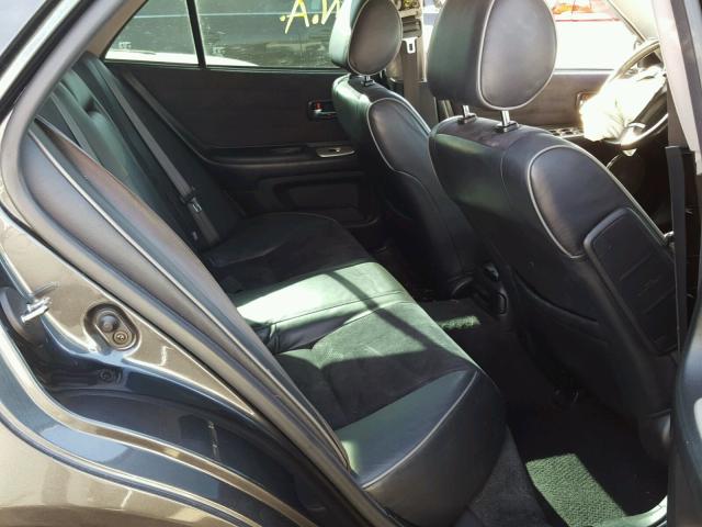 JTHBD192240089436 - 2004 LEXUS IS 300 GRAY photo 6