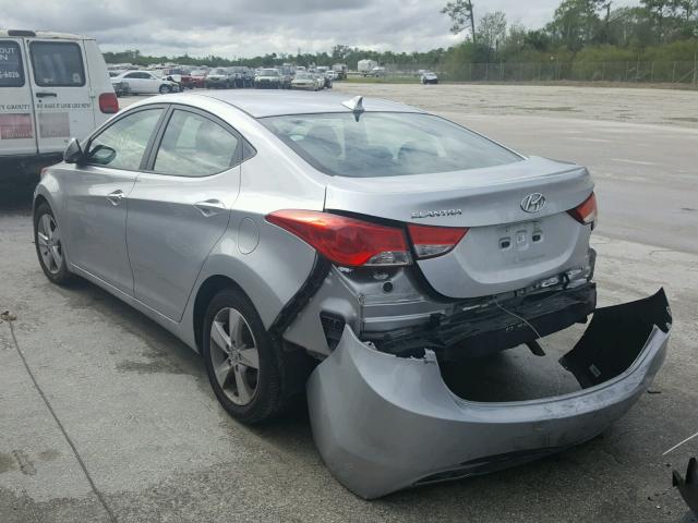 5NPDH4AE9DH234464 - 2013 HYUNDAI ELANTRA GL SILVER photo 3