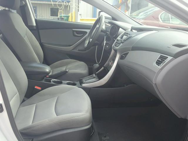 5NPDH4AE9DH234464 - 2013 HYUNDAI ELANTRA GL SILVER photo 5