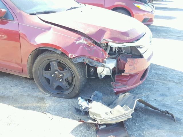 3FAHP0HA0AR128032 - 2010 FORD FUSION SE RED photo 9