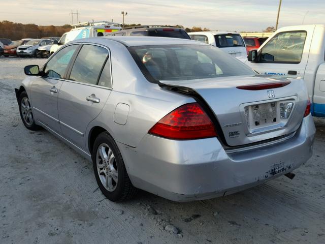 1HGCM56337A215197 - 2007 HONDA ACCORD SE SILVER photo 3