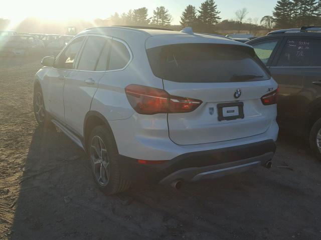 WBXHT3C34H5F78074 - 2017 BMW X1 XDRIVE2 WHITE photo 3