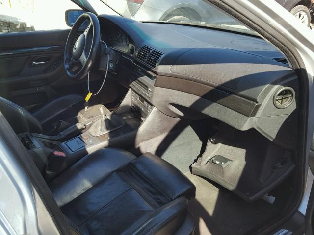 WBADN53432GF70132 - 2002 BMW 540 I 银色 照片 5