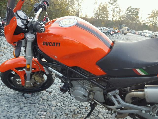 ZDM1RA3L92B008387 - 2002 DUCATI MONSTER 75 ORANGE photo 9