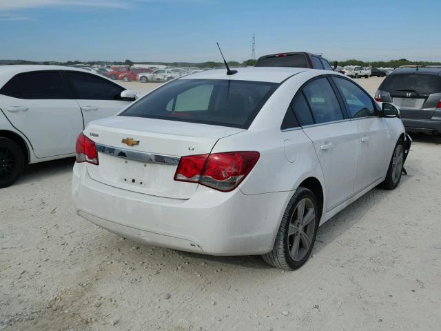 1G1PE5SBXD7301666 - 2013 CHEVROLET CRUZE LT WHITE photo 4