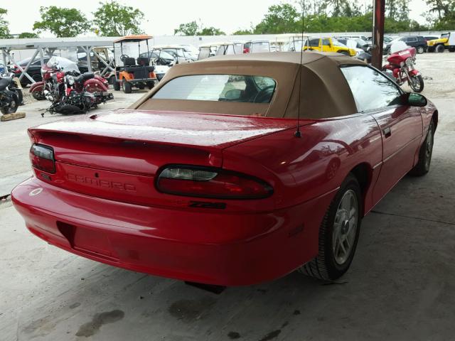 2G1FP32P6S2146088 - 1995 CHEVROLET CAMARO Z28 RED photo 4