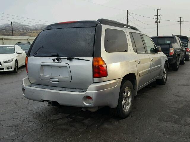 1GKET16S746147368 - 2004 GMC ENVOY XL SILVER photo 4