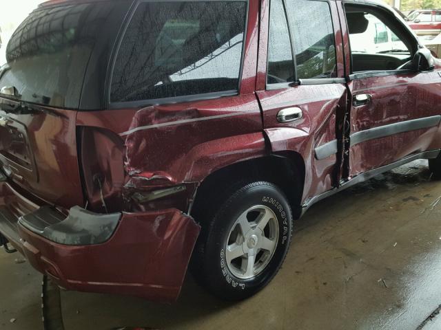 1GNDT13S152109727 - 2005 CHEVROLET TRAILBLAZE BURGUNDY photo 9