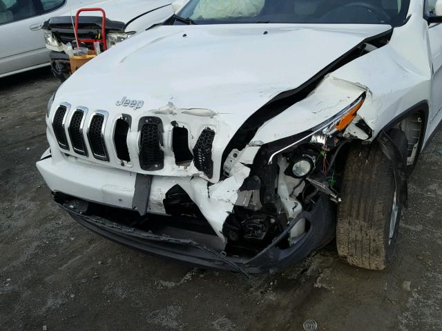 1C4PJMCS2EW208434 - 2014 JEEP CHEROKEE L WHITE photo 9