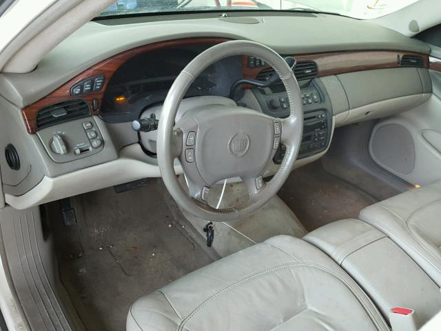 1G6KD54Y13U169972 - 2003 CADILLAC DEVILLE CREAM photo 9