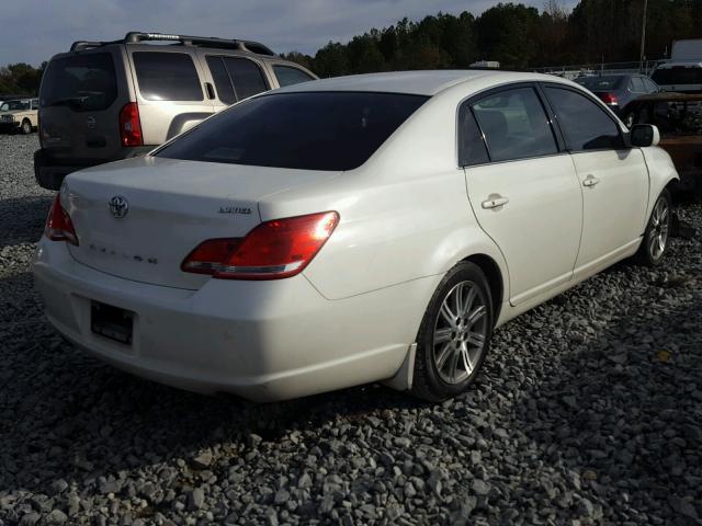 4T1BK36B96U166253 - 2006 TOYOTA AVALON XL WHITE photo 4