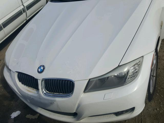 WBAPK5C55AA653087 - 2010 BMW 328 XI SUL WHITE photo 7