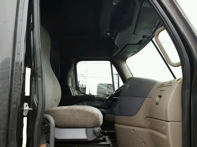 1FUJGLCK58LZ76292 - 2008 FREIGHTLINER CASCADIA 1 BLACK photo 5