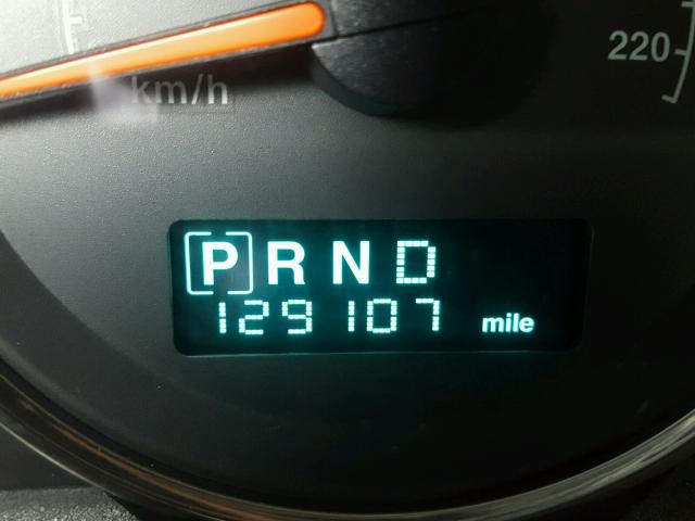 1J8HG58236C293300 - 2006 JEEP COMMANDER Gümüş foto 8