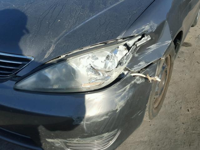4T1BE32K95U503418 - 2005 TOYOTA CAMRY LE GRAY photo 9
