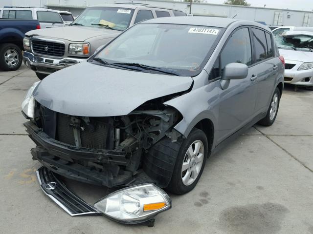 3N1BC1CP5CK287804 - 2012 NISSAN VERSA S GRAY photo 2