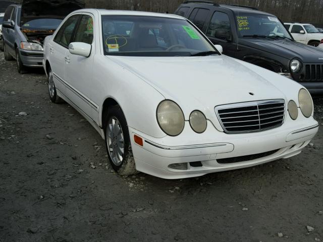 WDBJF65J11B236829 - 2001 MERCEDES-BENZ E 320 WHITE photo 1