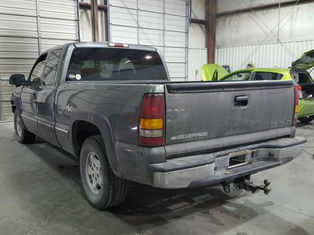 2GCEC19T321358961 - 2002 CHEVROLET SILVERADO GRAY photo 3